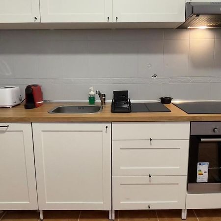 דירות קווארטיירה Apartamento T2 Com Terraco Grande מראה חיצוני תמונה