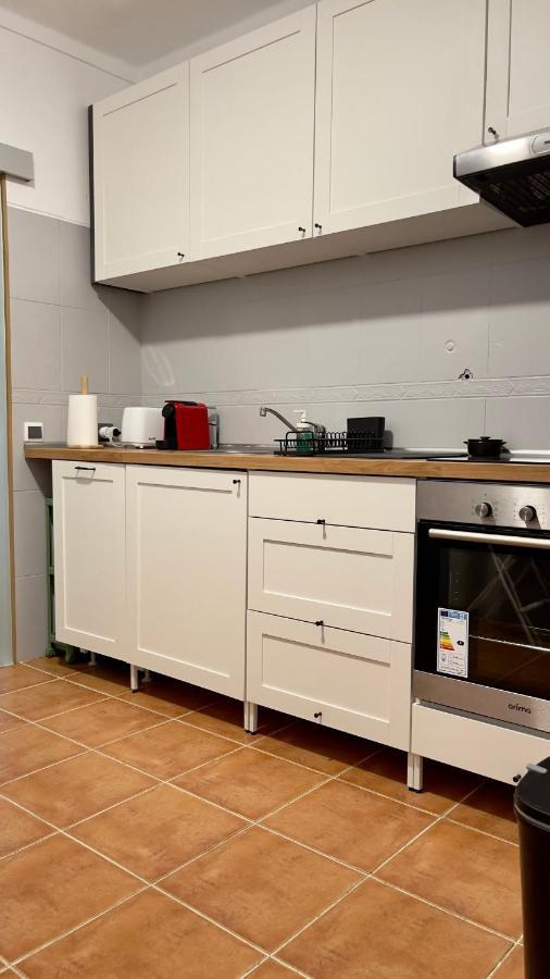 דירות קווארטיירה Apartamento T2 Com Terraco Grande מראה חיצוני תמונה