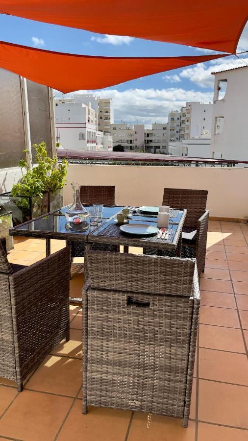 דירות קווארטיירה Apartamento T2 Com Terraco Grande מראה חיצוני תמונה